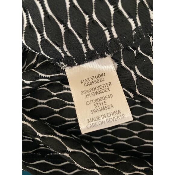 Max Studio Women's Dress Size XS Black White Textured Bodycon Wiggle - Picture 7 of 7